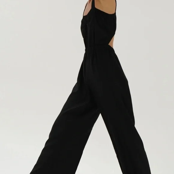 NWT LNA Los Angeles La Rosa Linen Jumpsuit Size Large MSRP $165